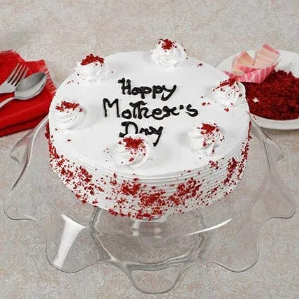 Red Velvet Cake For Mom