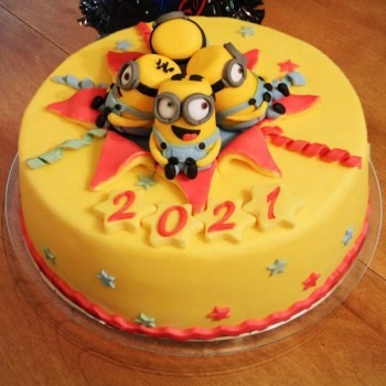 Minion New Year Cake