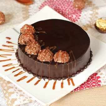 Lip Smacking Ferrero Rocher Cake