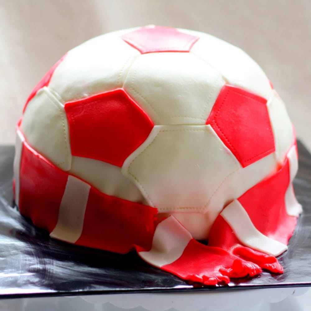 FOOTBALL CAKES