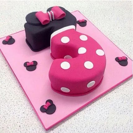 Classic Minnie Cake Chocolate