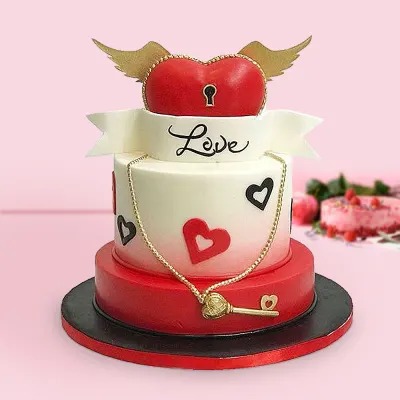 Love Locket Heart Fondant Cake