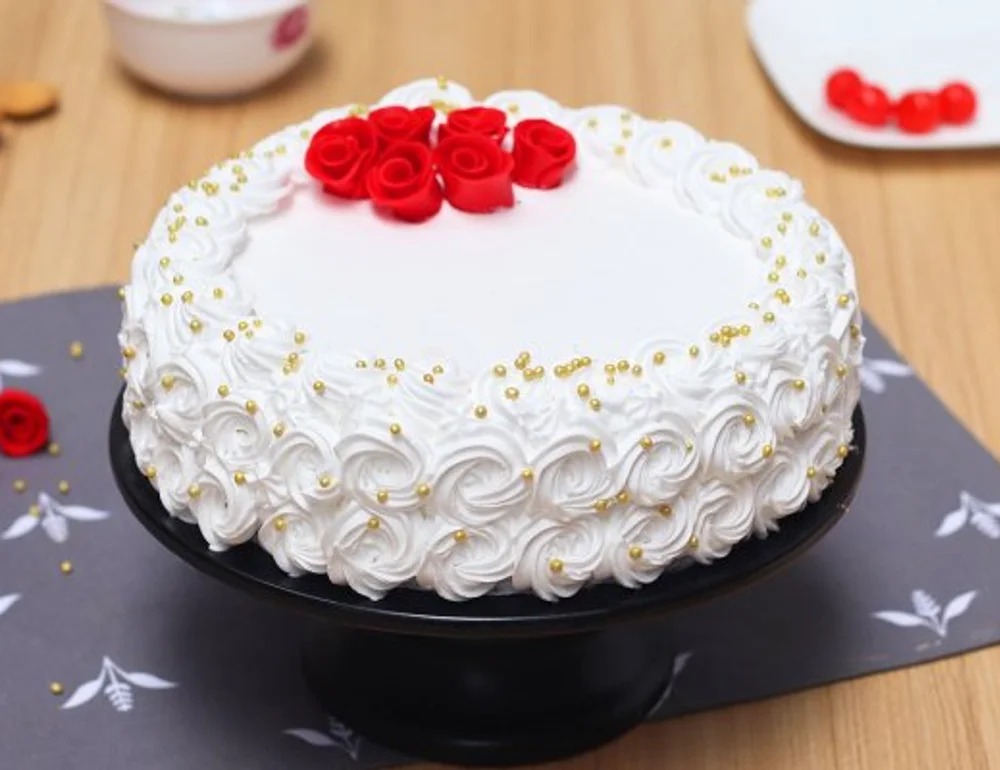 Snow White Indulgence cake