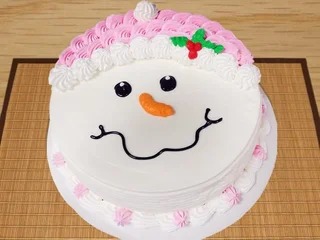 Snowman's Treat cake