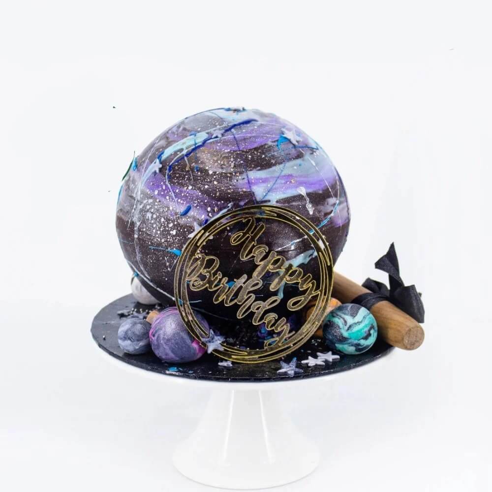 Deep Galaxy Pinata cake