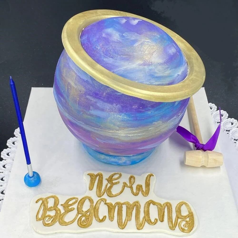 Pinata Milky Way Cake