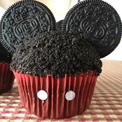 Mickey Mouse Cupcake