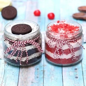 Red Velvet And Oreo Jar Cake