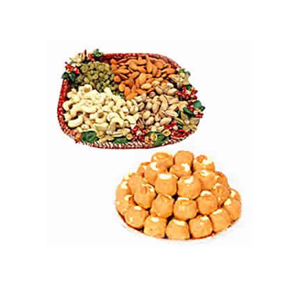 Half kg Dry fruits with half kg Boondi Laddu