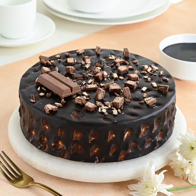 Kit Kat Cake