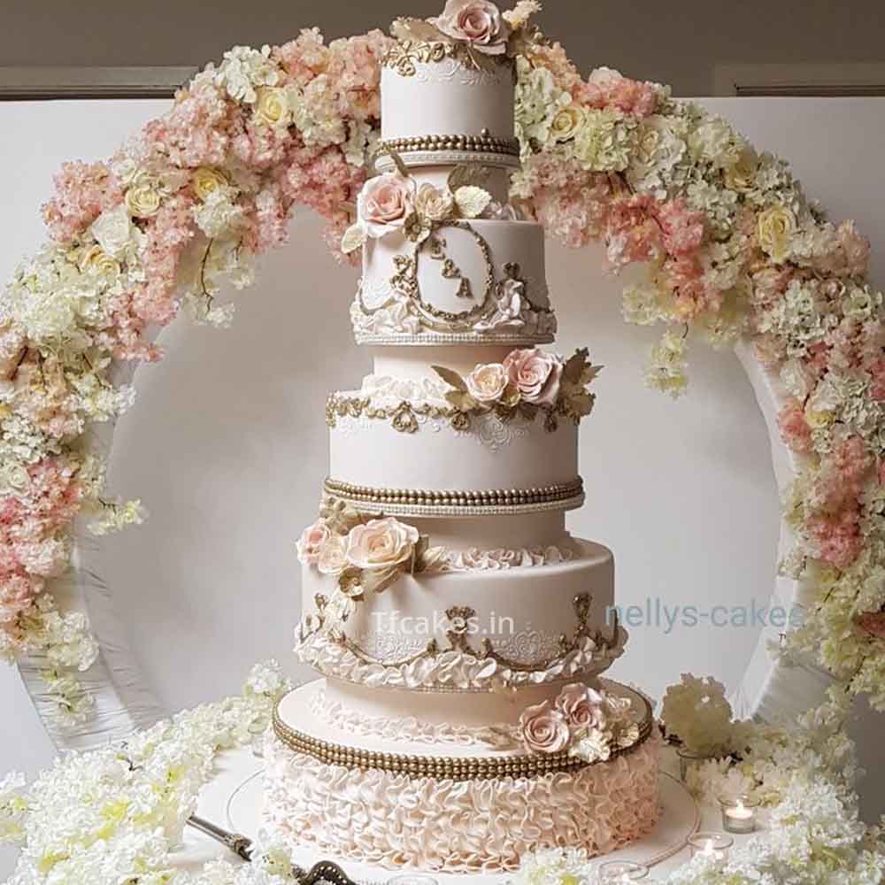 Order Cute Anniversary Cake Online, Price Rs.4799 | FlowerAura