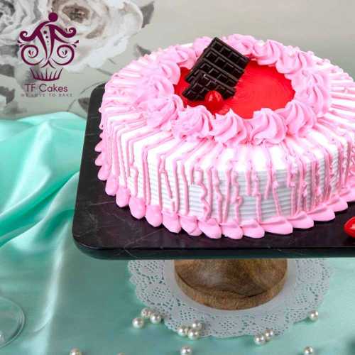 Strawberry Choco Chips cake