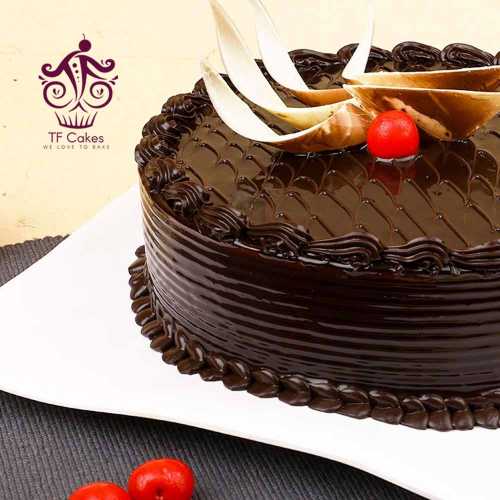 Cherry chocolate cake