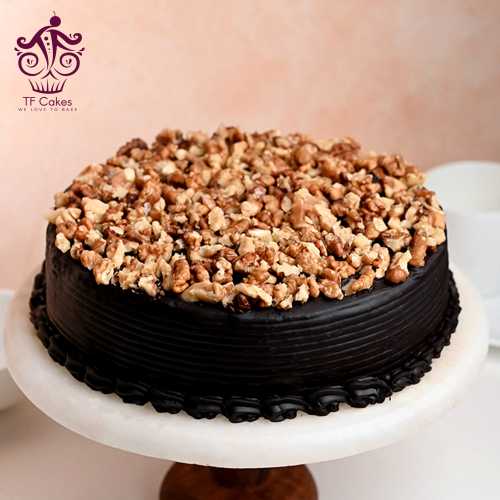 Walnut chocolate cake