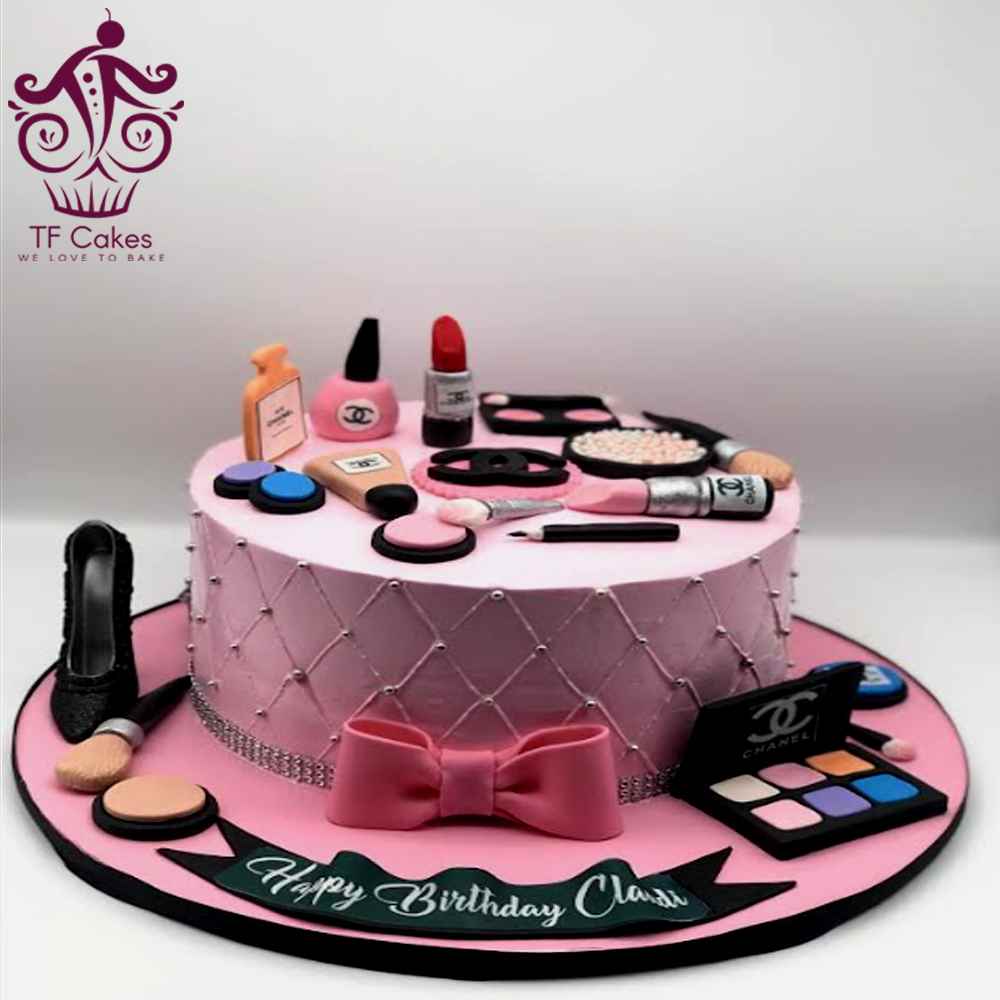 Chanel Glam Cake