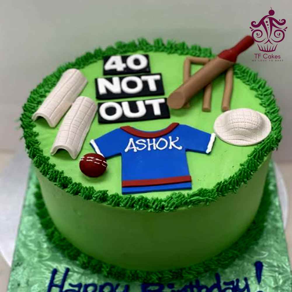 Cricket Theme Cake